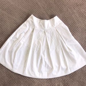 Skirt with pockets